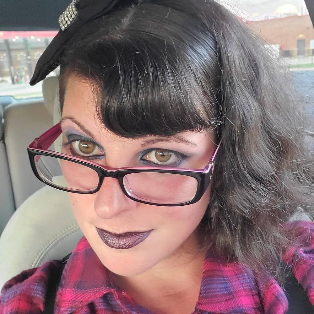 Meet your Posher, Mindy